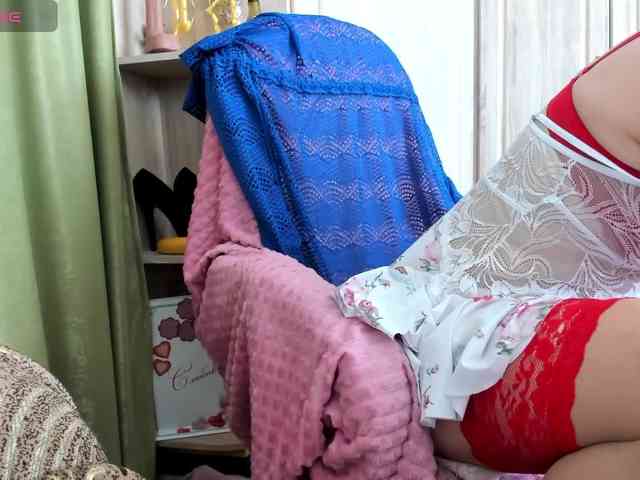 Squirrel-on-the-Bong webcam