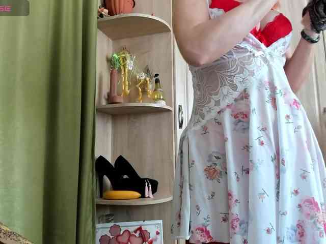 Squirrel-on-the-Bong webcam