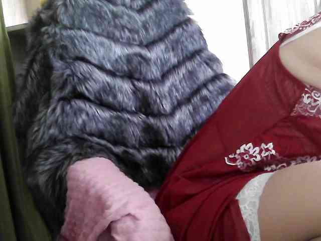 Squirrel-on-the-Bong webcam