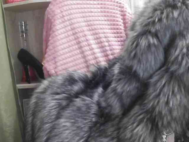 Squirrel-on-the-Bong webcam