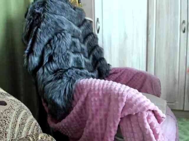 Squirrel-on-the-Bong webcam