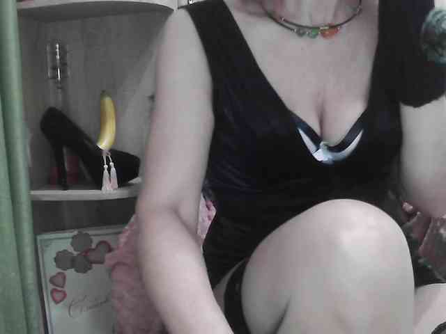 Squirrel-on-the-Bong webcam