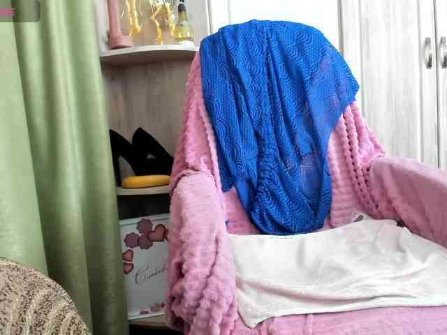 Squirrel-on-the-Bong webcam