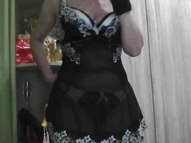 Squirrel-on-the-Bong webcam