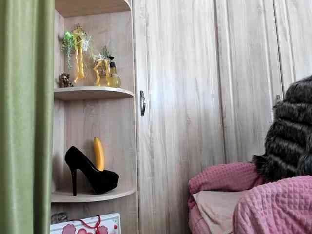 Squirrel-on-the-Bong webcam