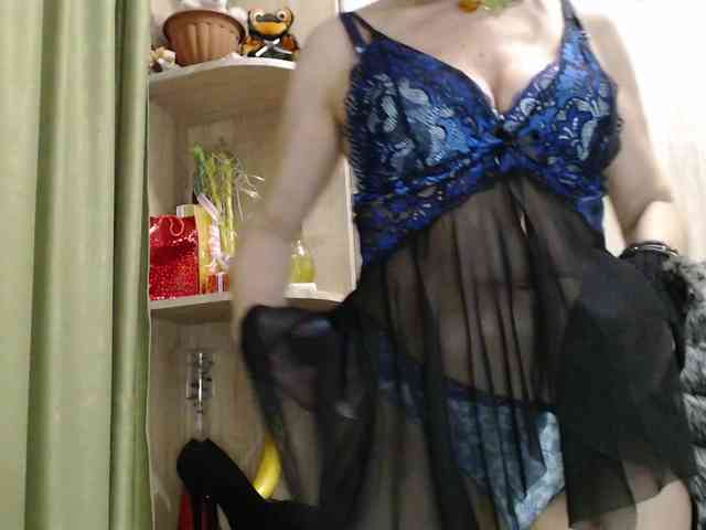 Squirrel-on-the-Bong webcam