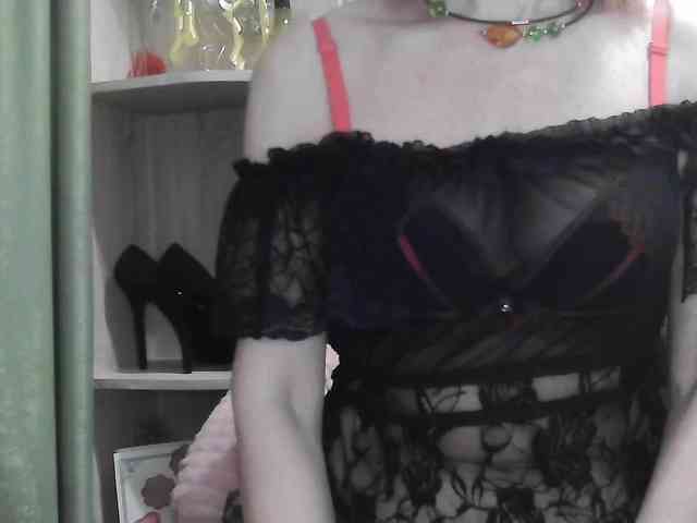 Squirrel-on-the-Bong webcam