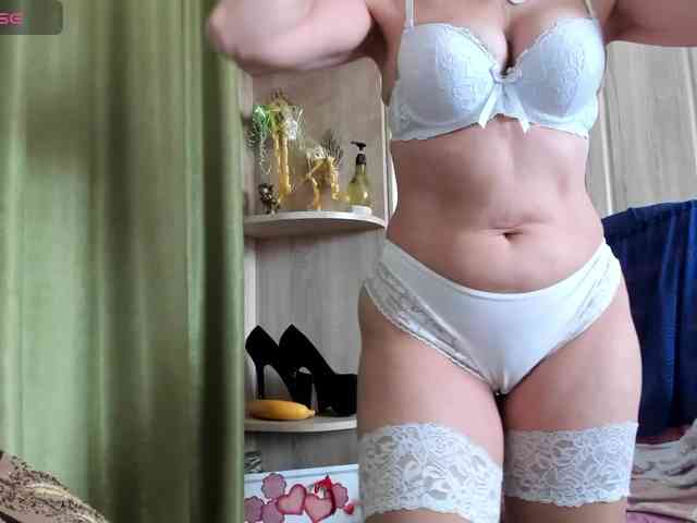 Squirrel-on-the-Bong webcam