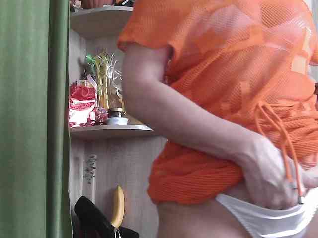 Squirrel-on-the-Bong webcam