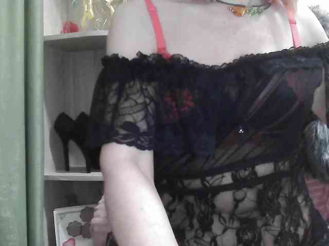 Squirrel-on-the-Bong webcam