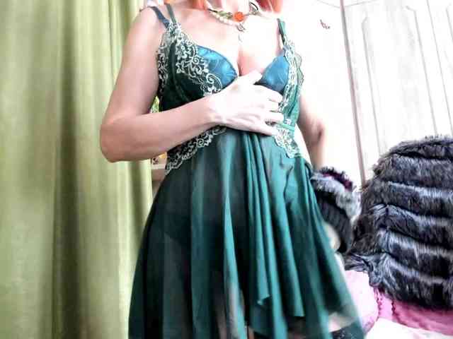 Squirrel-on-the-Bong webcam