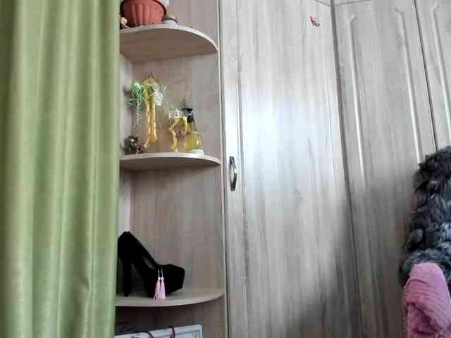 Squirrel-on-the-Bong webcam