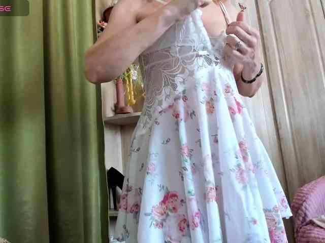 Squirrel-on-the-Bong webcam