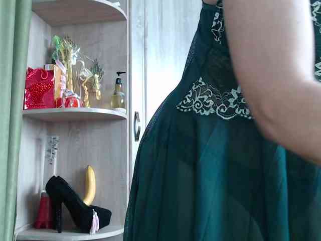 Squirrel-on-the-Bong webcam