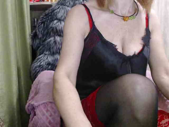 Squirrel-on-the-Bong webcam