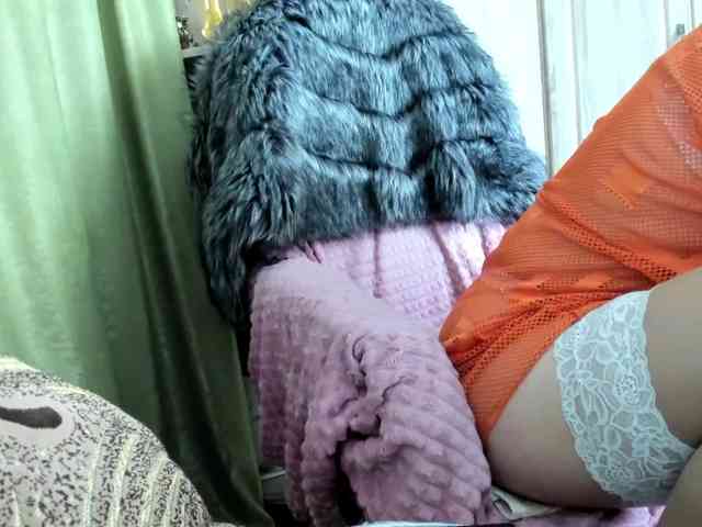 -Squirrel Live Webcam on BongaCams