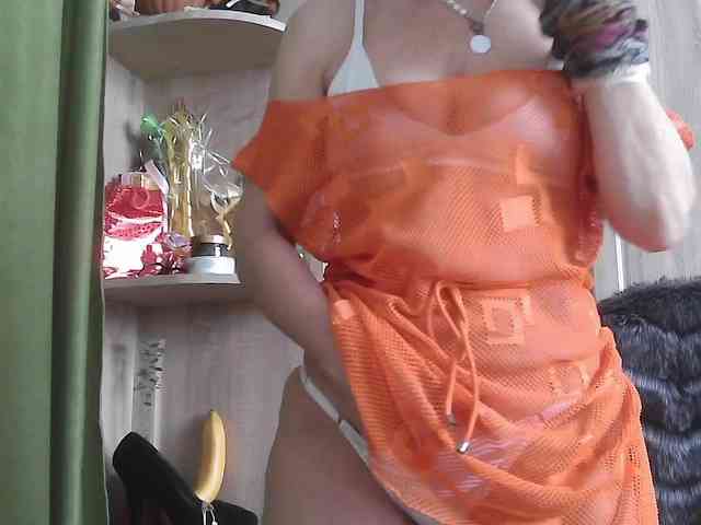 Squirrel-on-the-Bong webcam