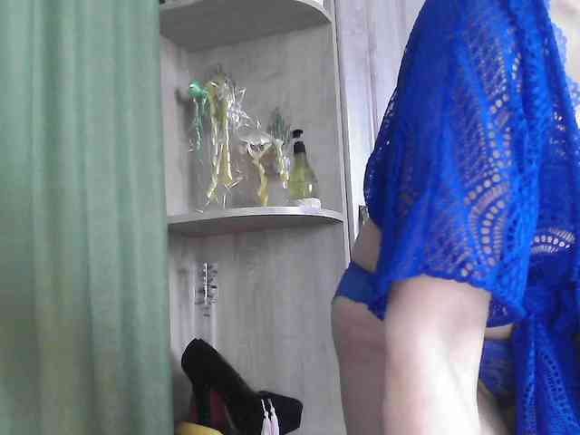 Squirrel-on-the-Bong webcam