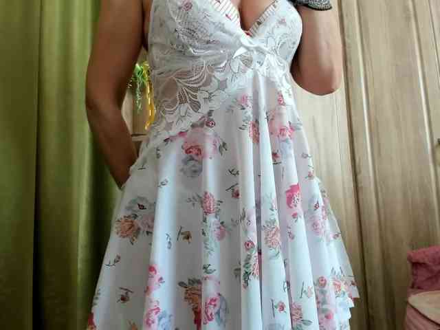 Squirrel-on-the-Bong webcam