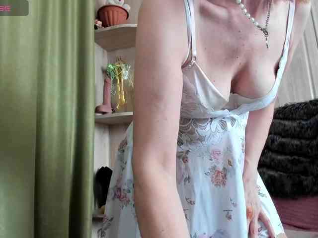 -Squirrel Live Webcam on BongaCams