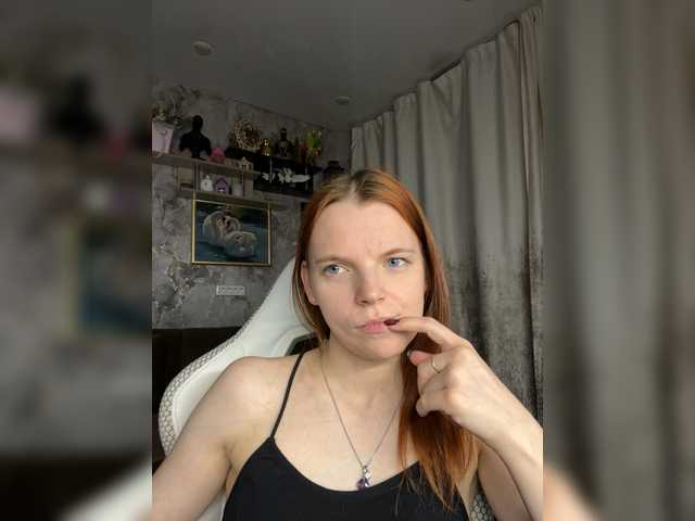 Your-Love's BongaCams show and profile