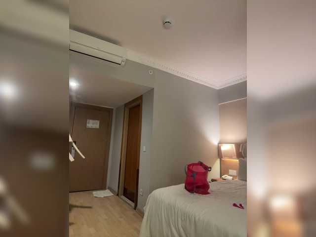 Janochka666's BongaCams show and profile