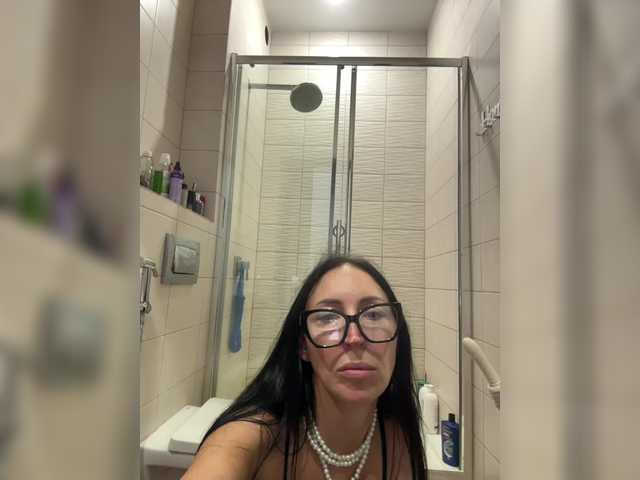 Janochka666's BongaCams show and profile