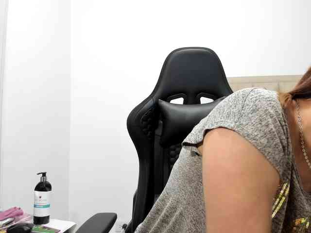 ChloeMiller69 webcam