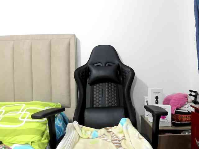 ChloeMiller69 webcam