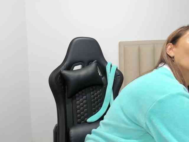 ChloeMiller69 webcam