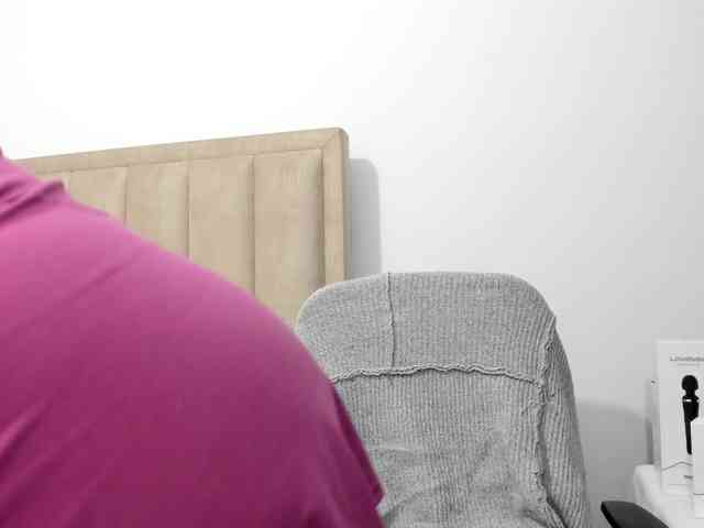 ChloeMiller69 webcam