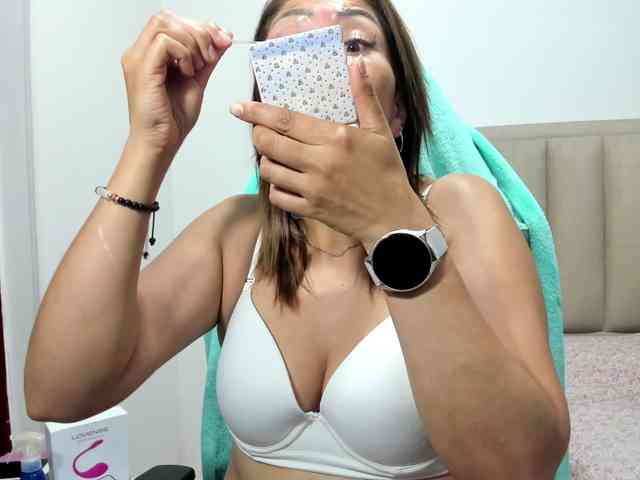 ChloeMiller69 webcam