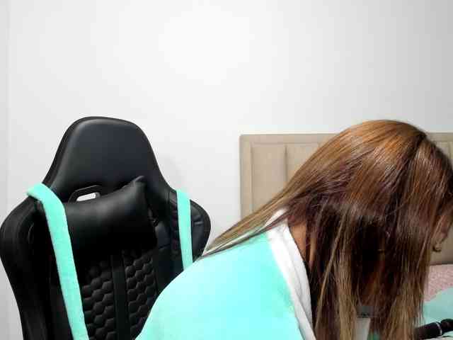 ChloeMiller69 webcam