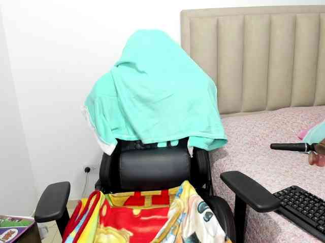 ChloeMiller69 webcam