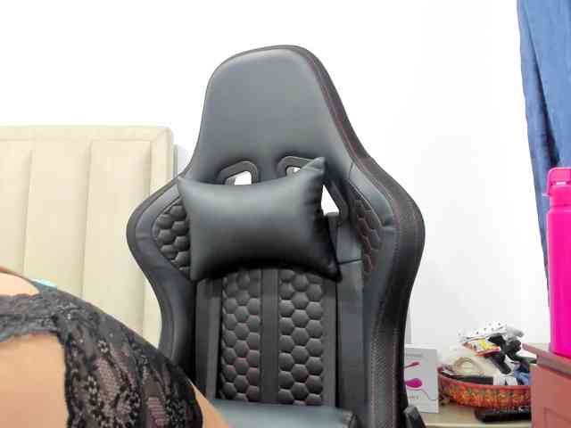 ChloeMiller69 webcam