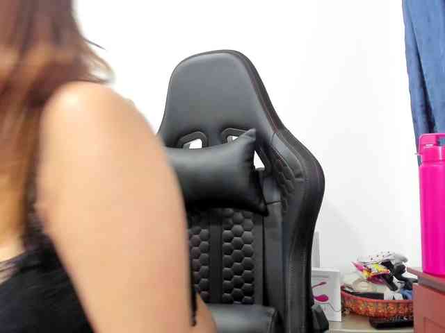 ChloeMiller69 webcam