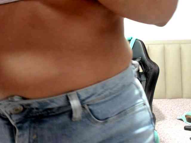 ChloeMiller69 webcam