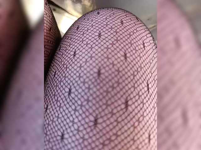 Angelia22's BongaCams show and profile