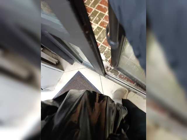 Angelia22's BongaCams show and profile