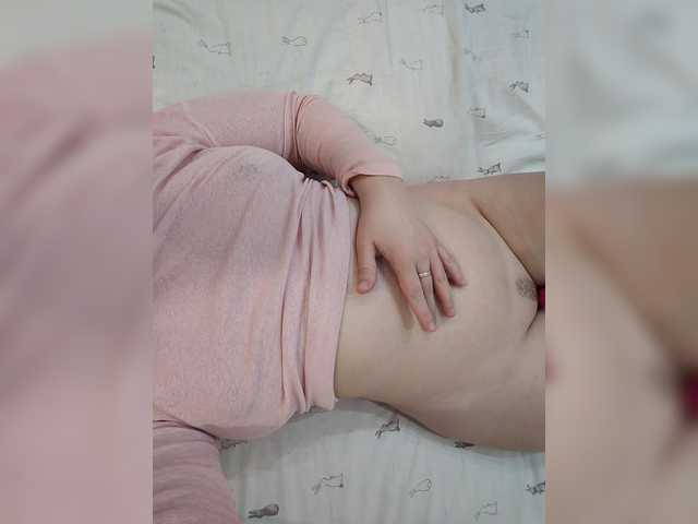 Angelia22's BongaCams show and profile