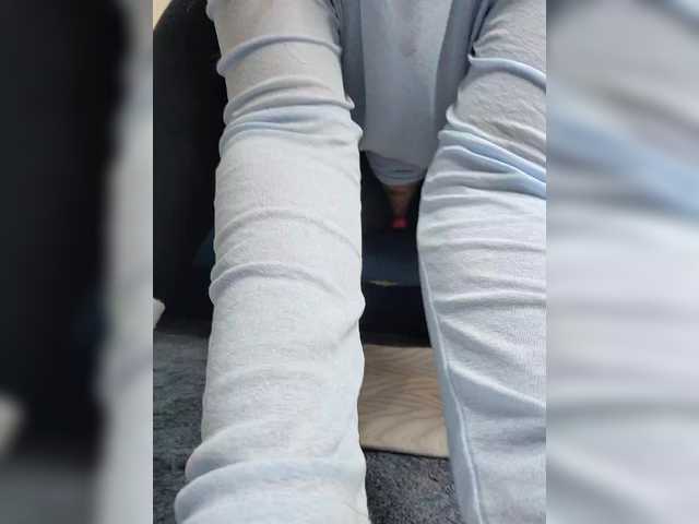 Angelia22's BongaCams show and profile