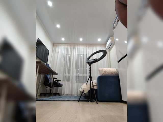 Angelia22's BongaCams show and profile