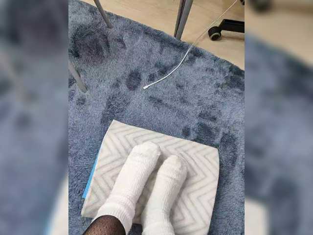 Angelia22's BongaCams show and profile