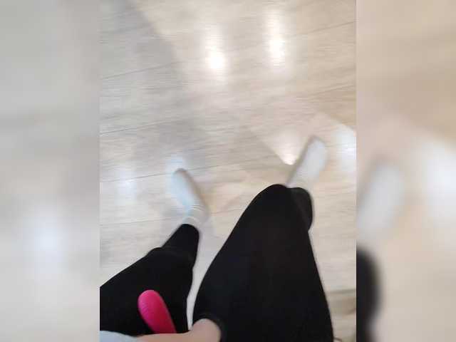 Angelia22's BongaCams show and profile