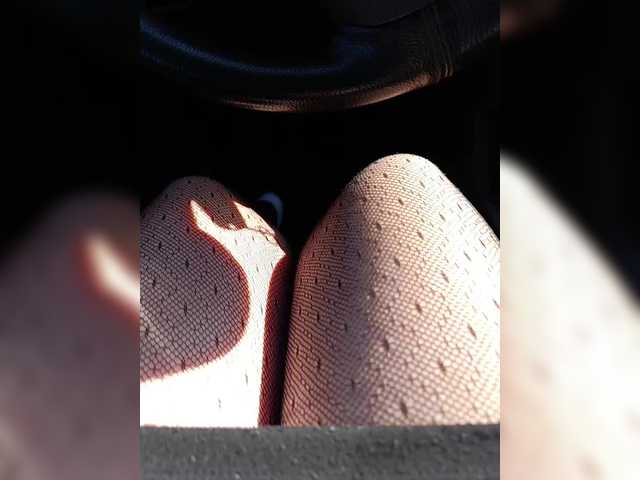 Angelia22's BongaCams show and profile