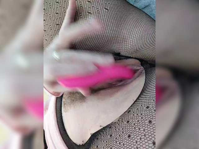 go to chat with Angelia22