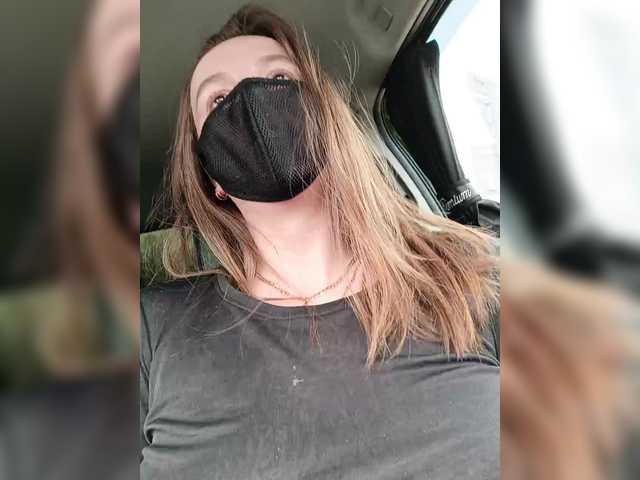 Angelia22's BongaCams show and profile