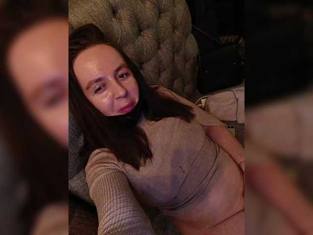 Sex chat gratuit in direct cu Angelia22 pe BongaCams