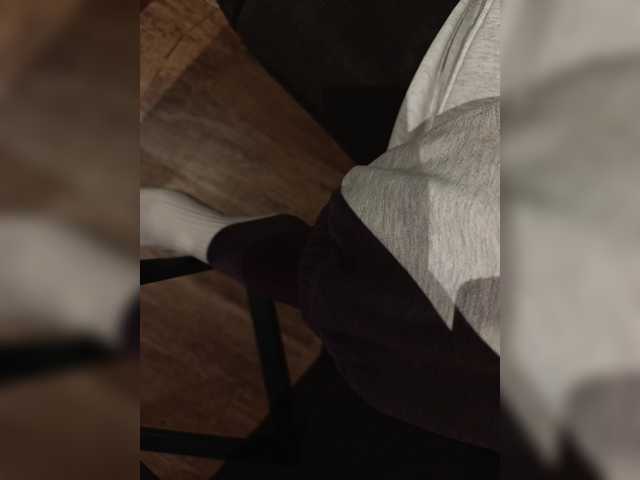 Angelia22's BongaCams show and profile