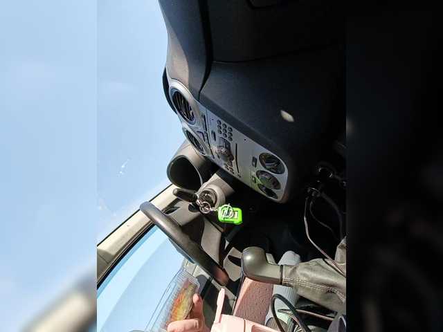 Angelia22's BongaCams show and profile